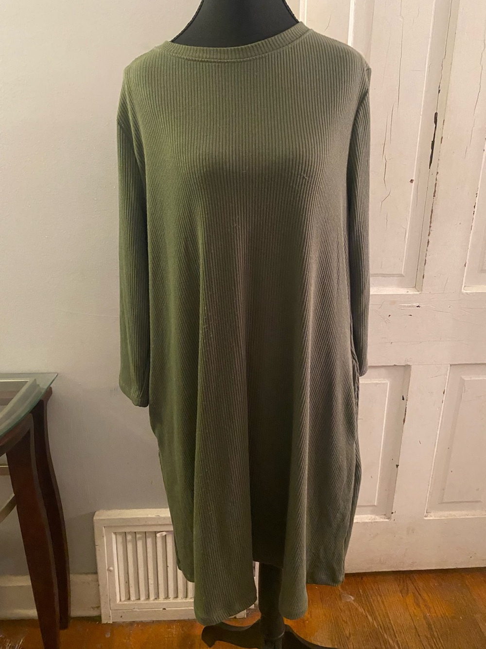Time and Tru Olive Green Ribbed Long Sleeve Shift Dress